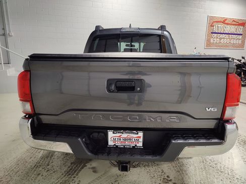 Used 2017 Toyota Tacoma TRD Off-Road w/ Tow Package image 7