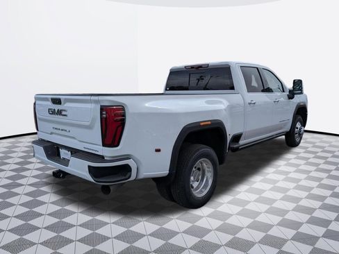 New 2026 GMC Sierra 3500 Denali Ultimate AWD/4WD image 5