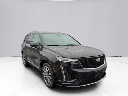 Used 2021 Cadillac XT6 Sport image 7