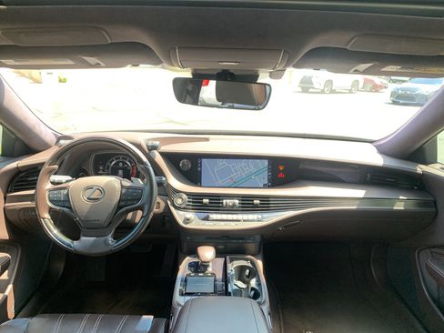 Used 2019 Lexus LS 500 w/ Interior Upgrade Package RWD image 14
