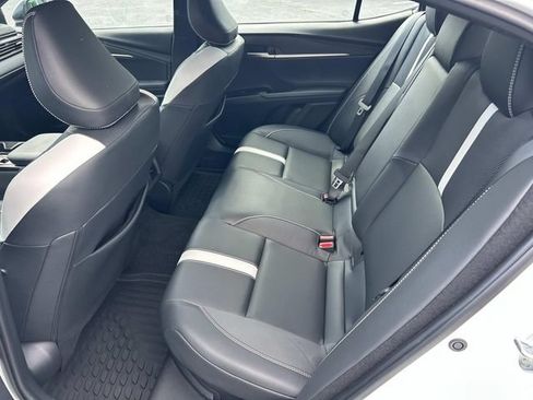 Used 2025 Toyota Camry SE w/ Convenience Package FWD image 18