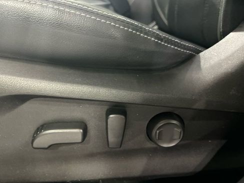 Certified 2020 Subaru Forester Limited image 11