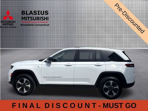 Used 2023 Jeep Grand Cherokee 4WD 4xe image 16