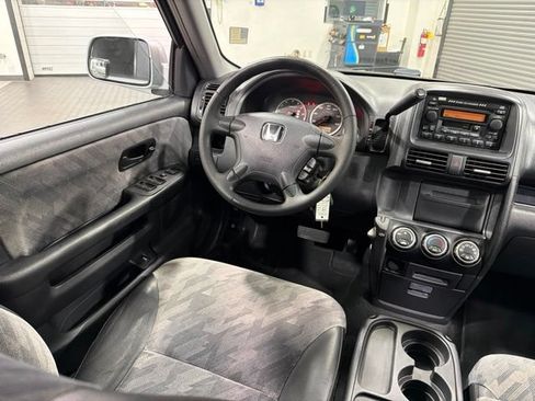 Used 2004 Honda CR-V EX image 22