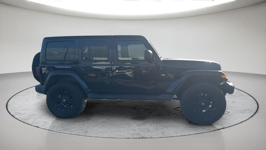 Used 2020 Jeep Wrangler Unlimited Sahara AWD/4WD image 4