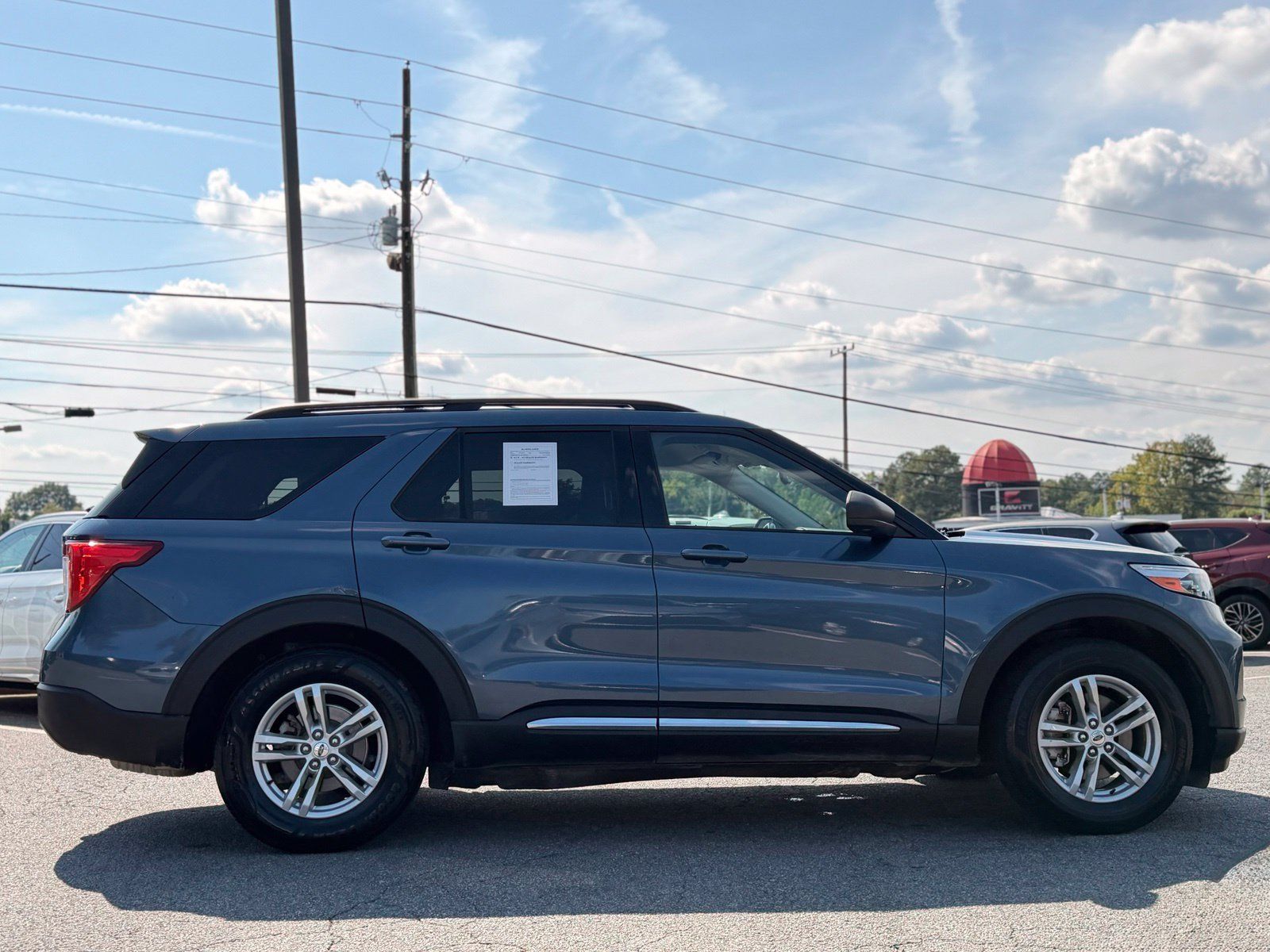 Used 2020 Ford Explorer XLT w/ Equipment Group 202A RWD image 6