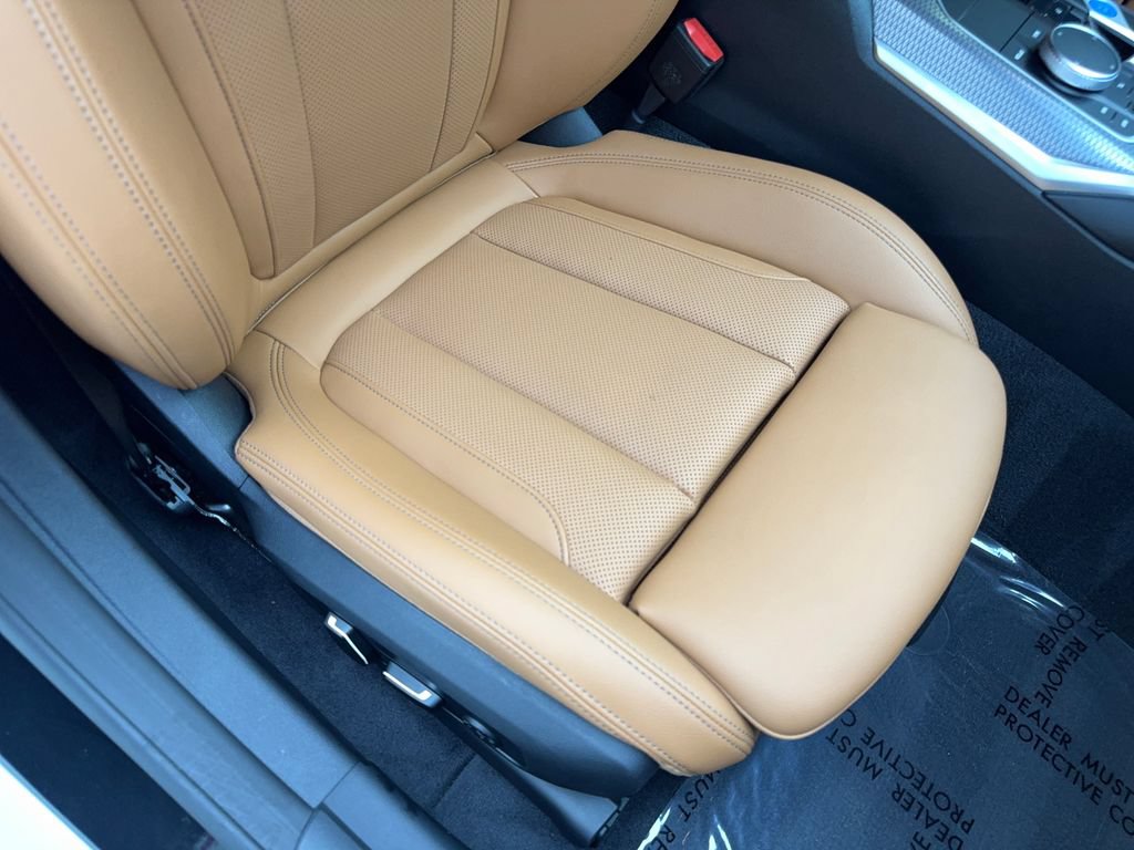 Used 2025 BMW i4 eDrive40 w/ Premium Package RWD image 48