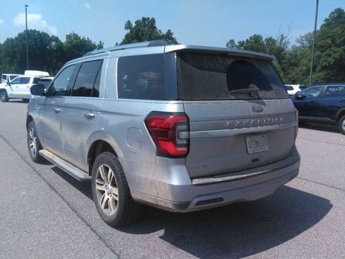 Used 2024 Ford Expedition Limited RWD image 2