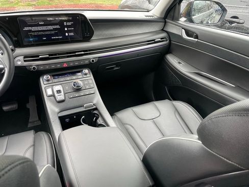 Used 2025 Hyundai Palisade Limited AWD/4WD image 11