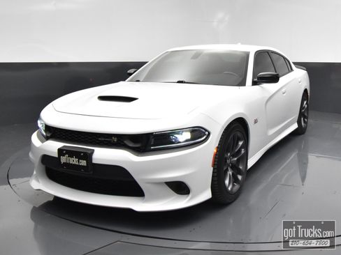 Used 2023 Dodge Charger Scat Pack w/ Navigation & Travel Group RWD image 49