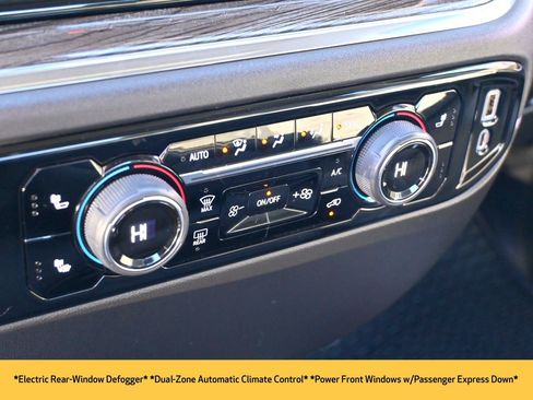 Used 2023 Chevrolet Silverado 1500 RST image 11