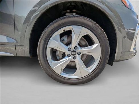 Certified 2023 Audi Q5 2.0T Prestige w/ Prestige Package AWD/4WD image 27