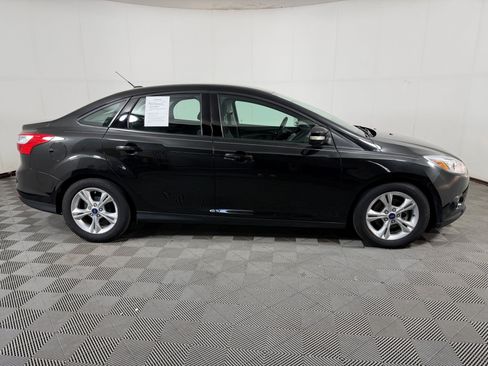Used 2014 Ford Focus SE FWD image 8
