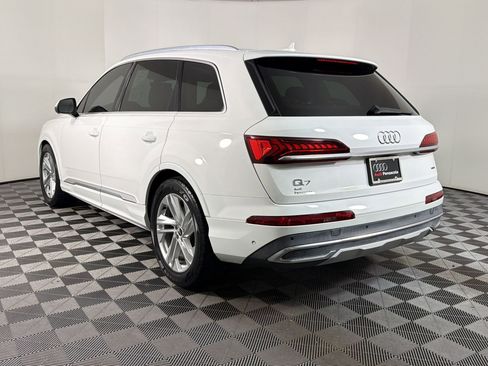 Used 2021 Audi Q7 2.0T Premium Plus w/ Premium Plus Package AWD/4WD image 2