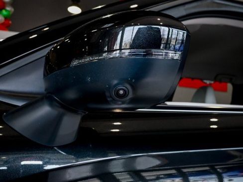 Used 2024 Mitsubishi Outlander SEL Black Edition image 13