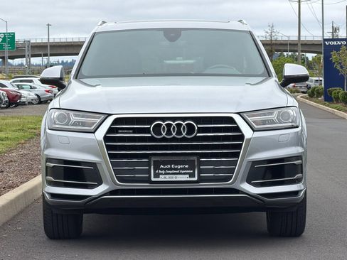 Used 2019 Audi Q7 3.0T Premium AWD/4WD image 8