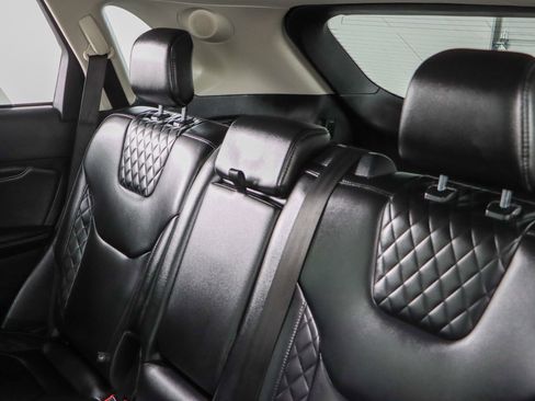 Used 2023 Ford Edge Titanium image 24