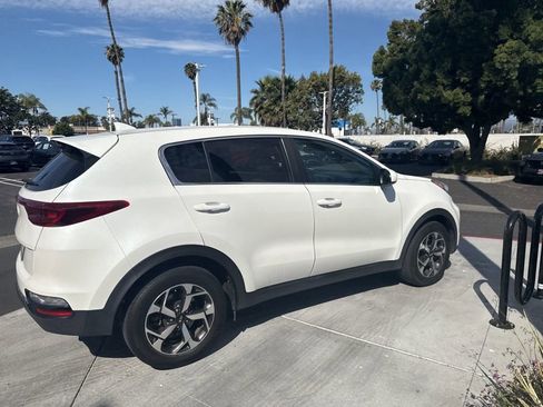 Used 2022 Kia Sportage LX image 21