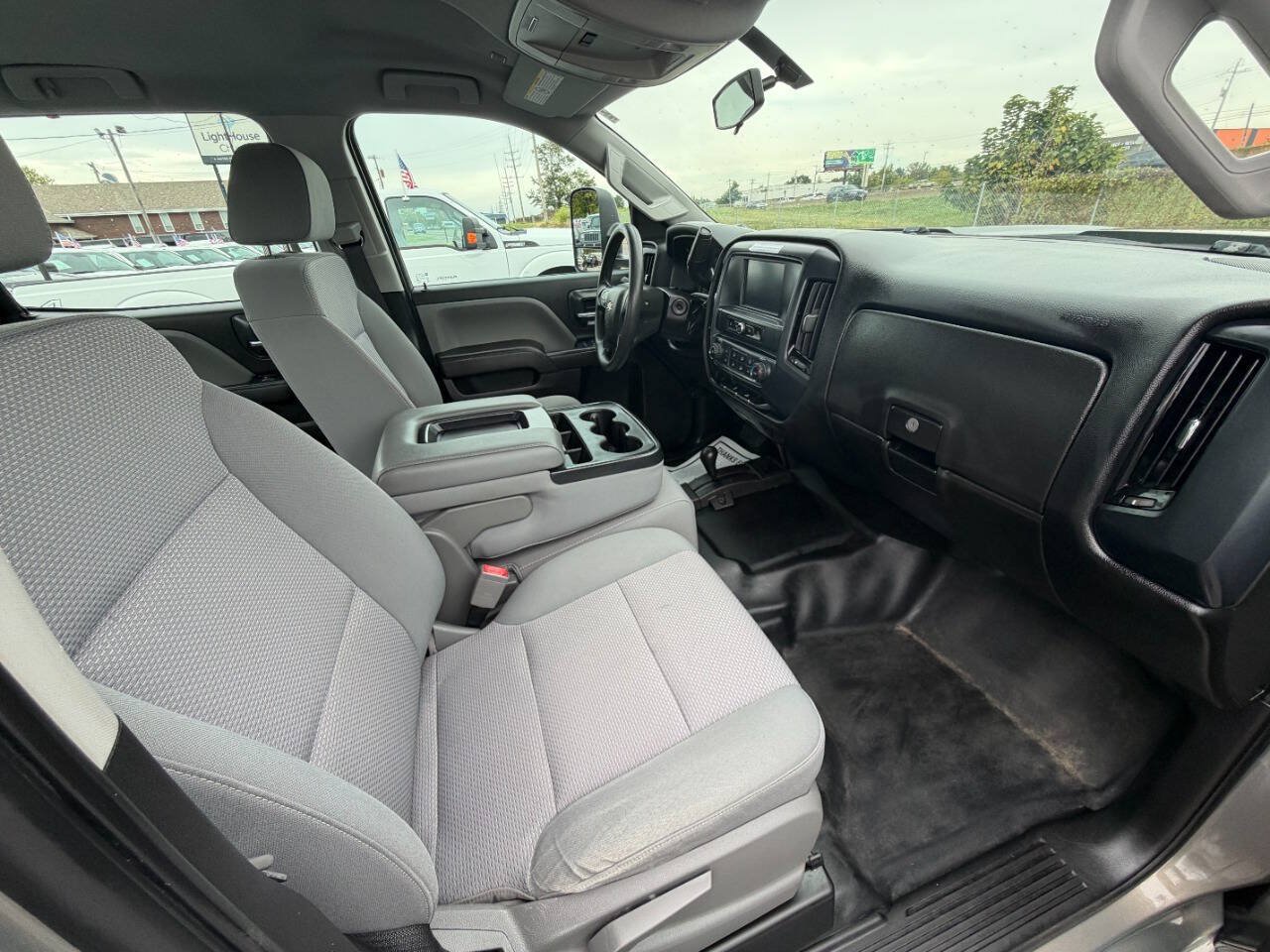 Used 2017 Chevrolet Silverado 3500 W/T AWD/4WD image 10