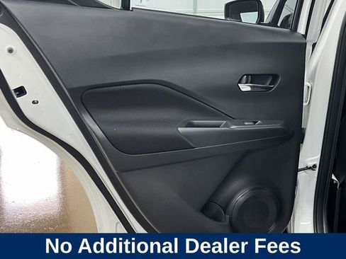 Used 2024 Nissan Kicks SV FWD image 18