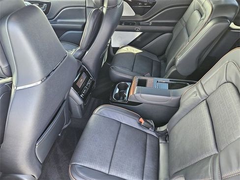 New 2025 Lincoln Aviator Black Label image 27
