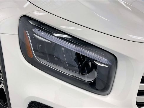 New 2026 Mercedes-Benz GLB 250 image 13