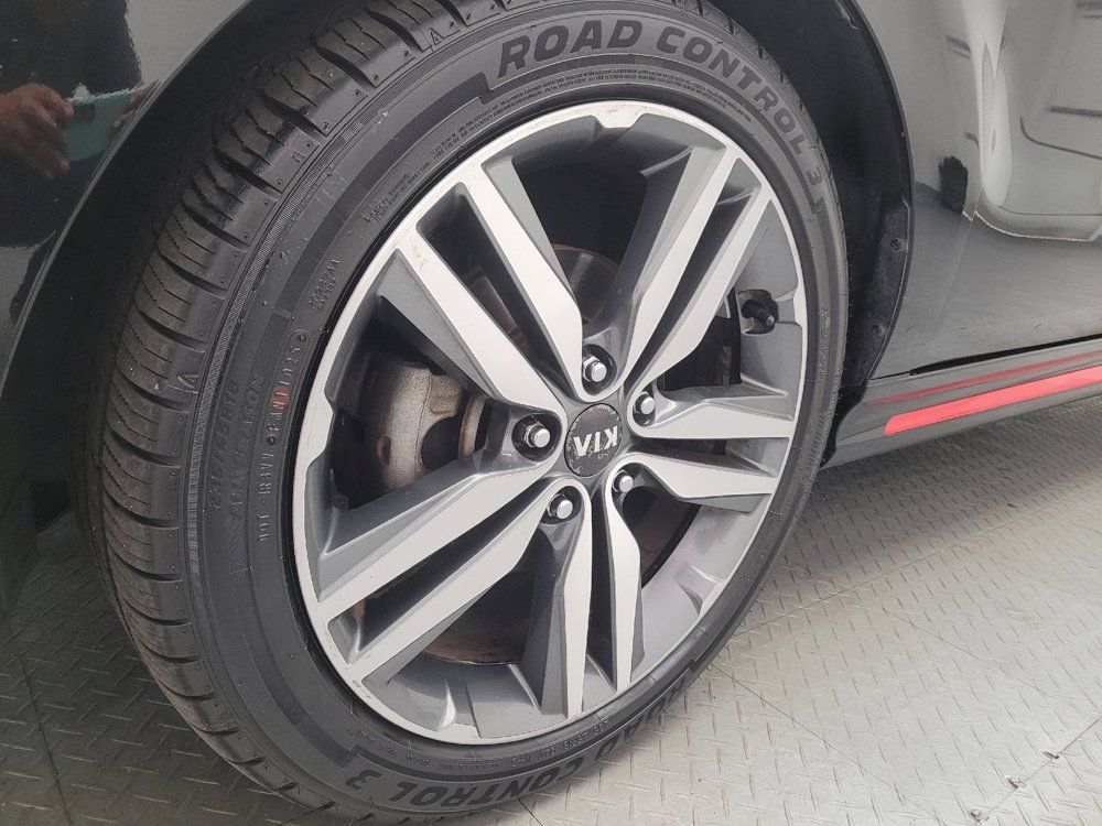 Used 2015 Kia Soul + FWD image 31