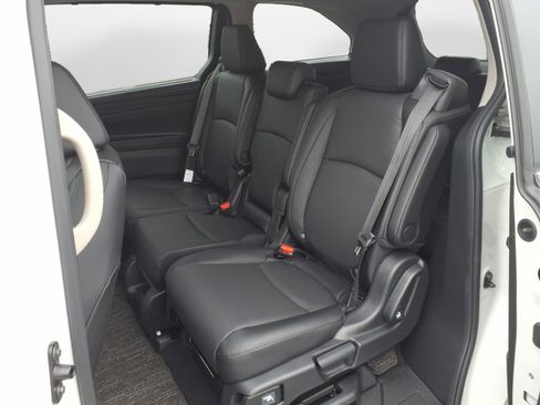 New 2026 Honda Odyssey EX-L image 9