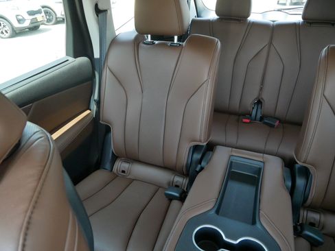 Used 2024 Acura MDX SH-AWD w/ Technology Package image 12