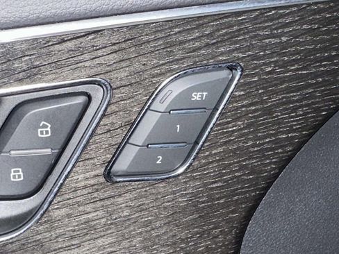 Used 2022 Audi Q7 3.0T Premium Plus image 13