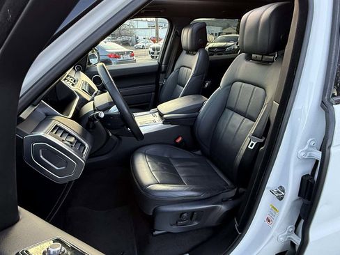 Used 2018 Land Rover Range Rover Sport HSE image 4