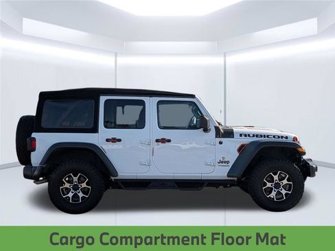 Used 2021 Jeep Wrangler Unlimited Rubicon w/ Cold Weather Group AWD/4WD image 8