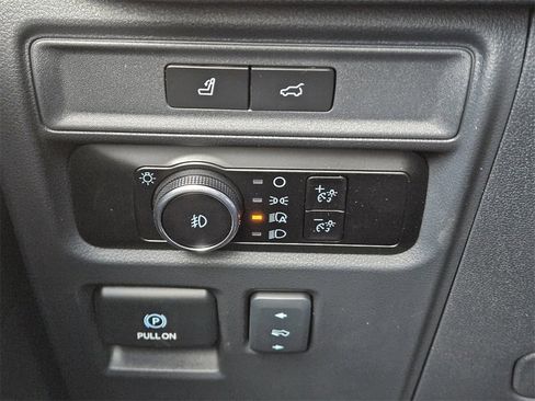 New 2024 Ford Expedition Limited image 24