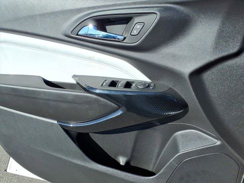 New 2026 Chevrolet Trax LT w/ Driver Confidence Package image 7