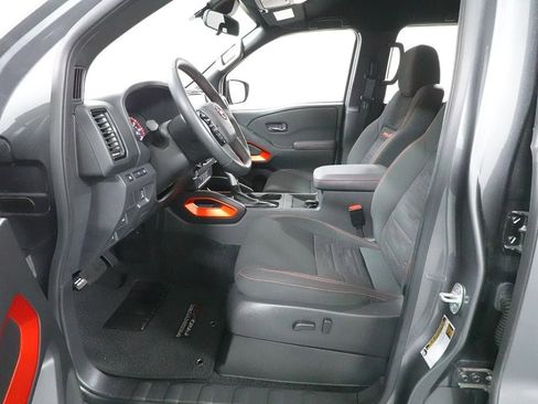 Used 2023 Nissan Frontier PRO-4X w/ Pro Convenience Package AWD/4WD image 25