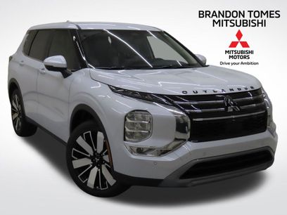 New 2025 Mitsubishi Outlander SE