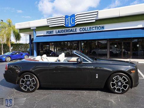 Used 2017 Rolls-Royce Dawn Convertible image 38