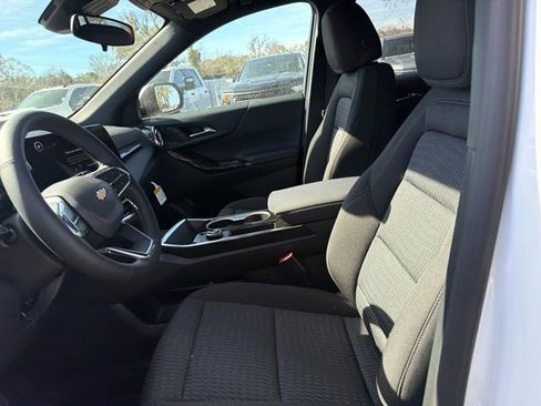 New 2026 Chevrolet Equinox LT image 19