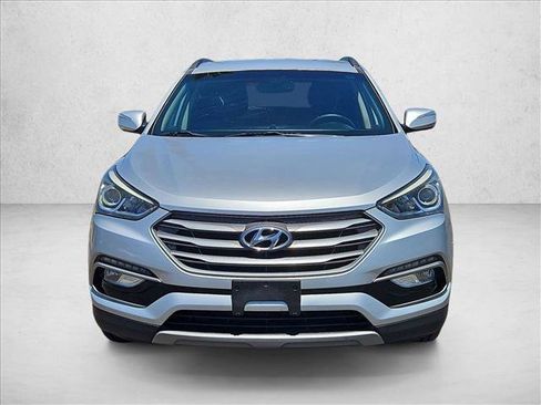Used 2017 Hyundai Santa Fe Sport 2.0T AWD/4WD image 2