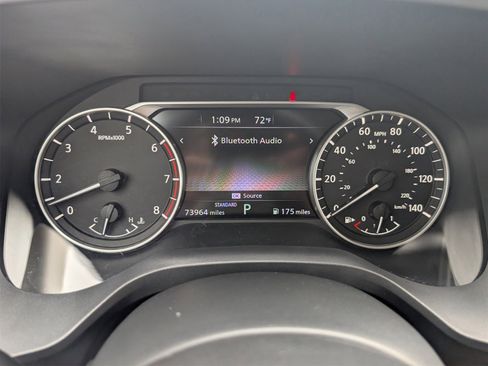 Used 2021 Nissan Rogue SV image 17