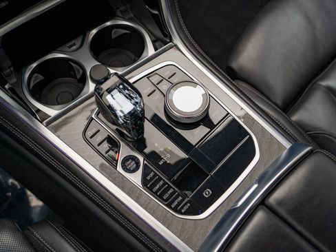 Used 2023 BMW M850i xDrive Coupe image 25