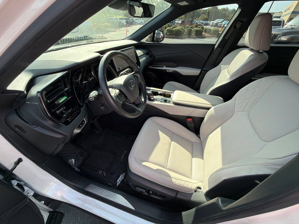 Used 2023 Lexus RX 350 Premium w/ Cold Area Package FWD image 7