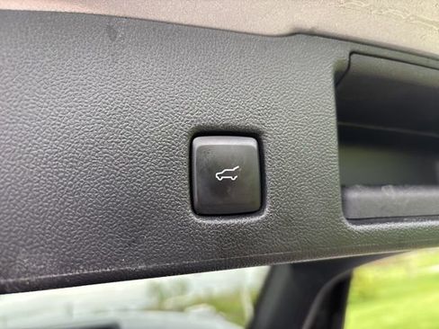 Used 2023 Ford Escape Platinum image 35