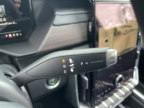 New 2026 GMC Acadia Denali w/ Super Cruise Package image 52