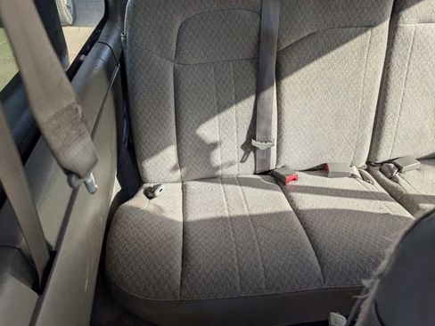 Used 2016 Chevrolet Express 2500 LS image 26