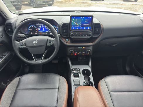 Used 2023 Ford Bronco Sport Outer Banks w/ Tech Package image 11