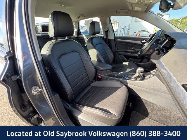Certified 2023 Volkswagen Jetta SE FWD image 24