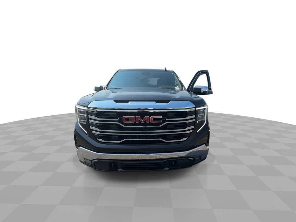 Certified 2025 GMC Sierra 1500 SLT w/ SLT Premium Package RWD image 3