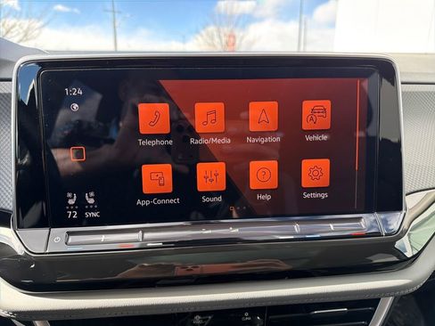 Certified 2025 Volkswagen Atlas Peak Edition SE image 20