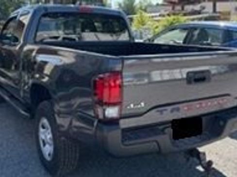 Used 2021 Toyota Tacoma SR AWD/4WD image 3